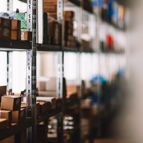 WMS-optimierte Automatische Kleinteilelager für maximale Leistung mit pL-Store
